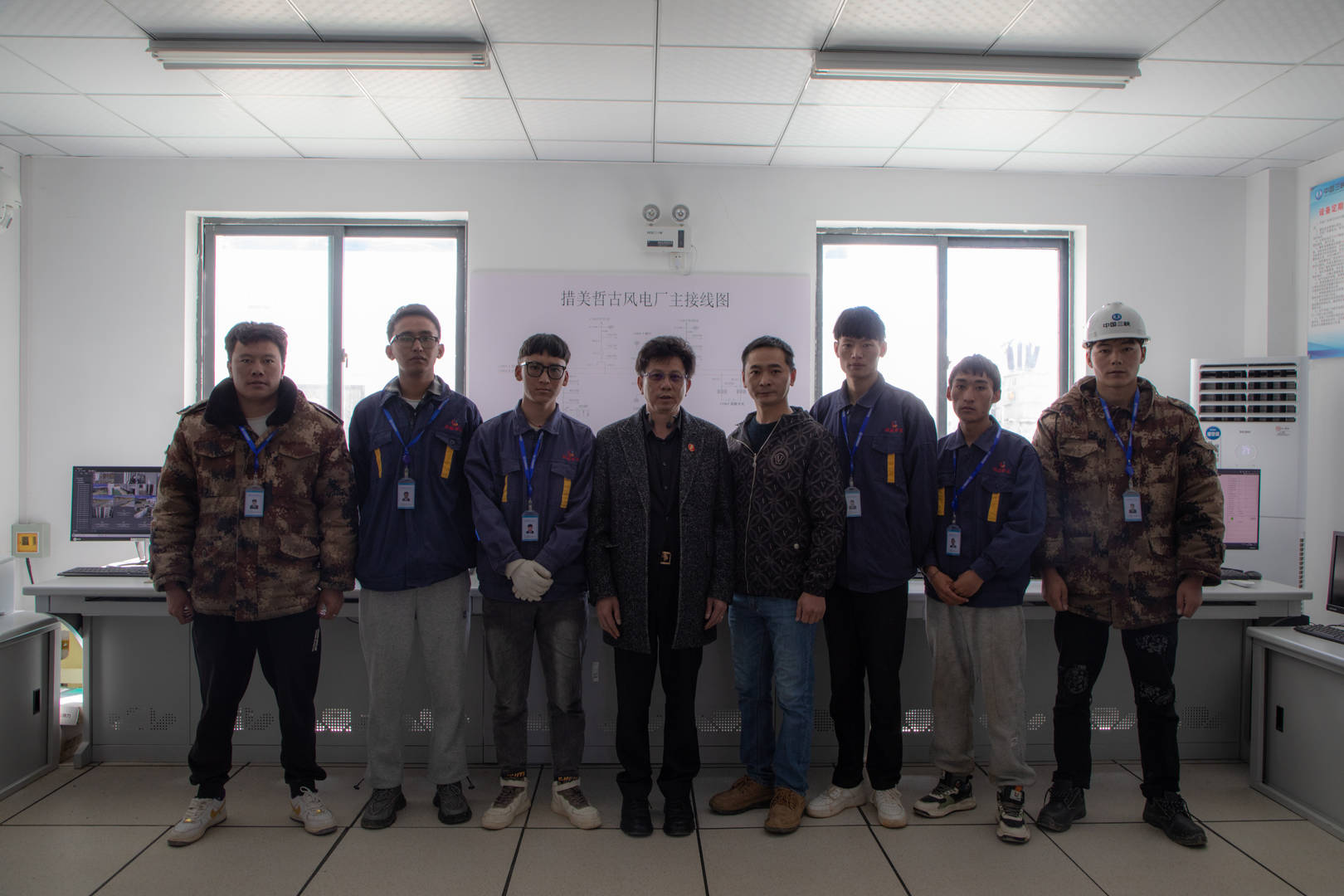 山南哲古風電廠運維 (3)